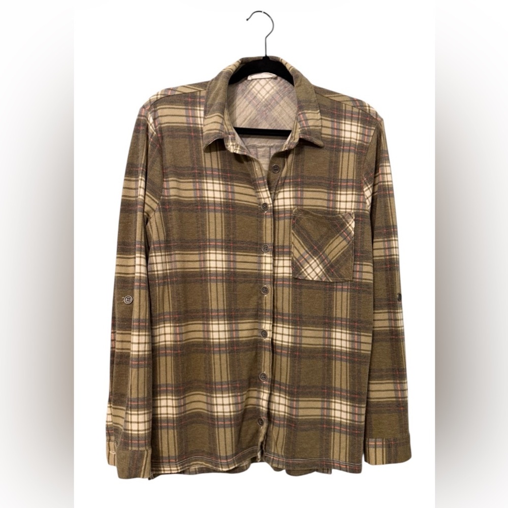 Zenana Outfitters Flannel Plaid Button Down Shirt
